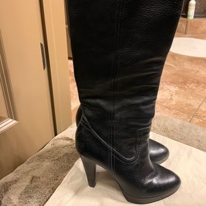 Frye Harlow Campus boots